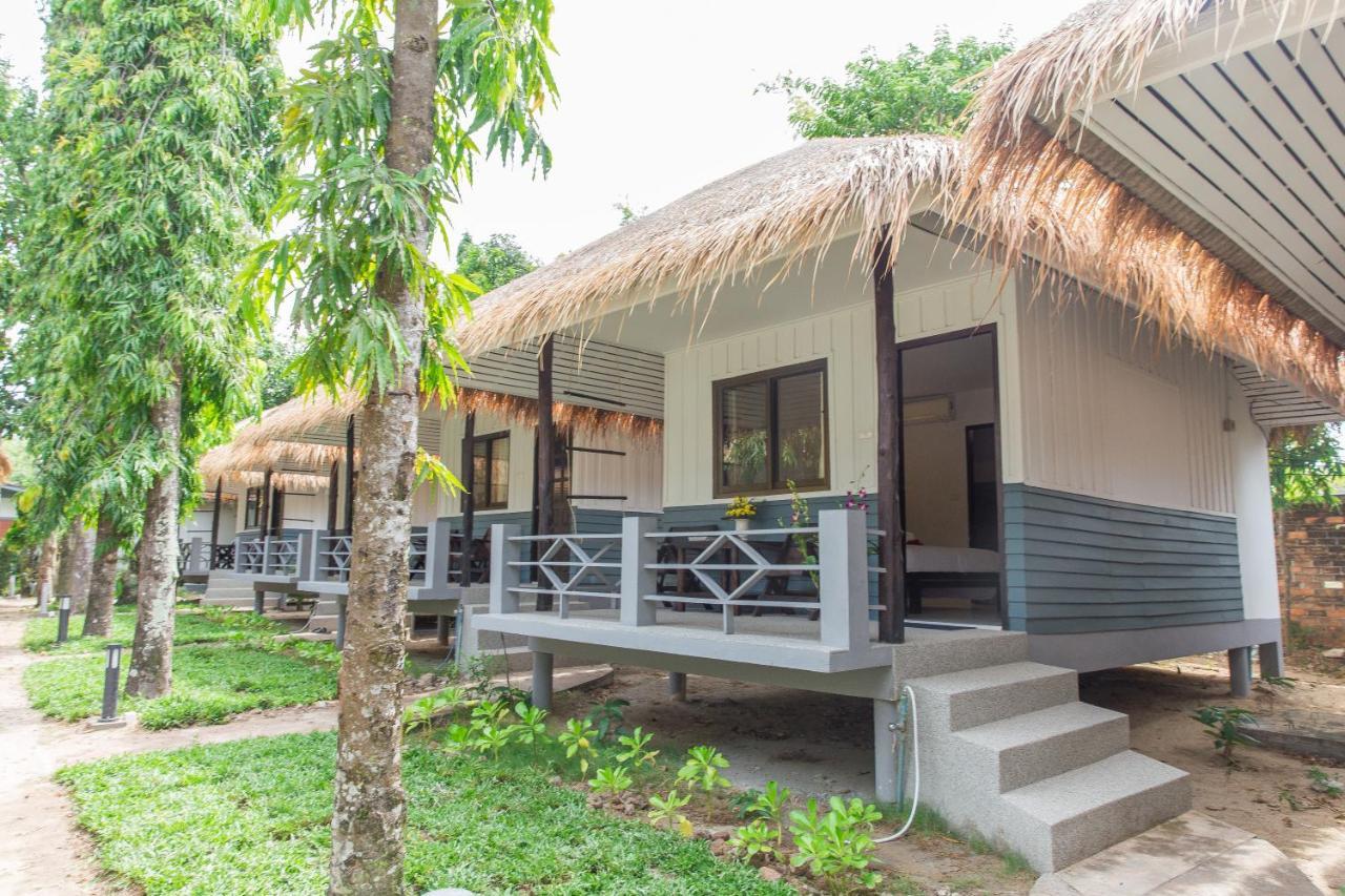 Adarin Beach Resort Mae Nam Beach Eksteriør bilde